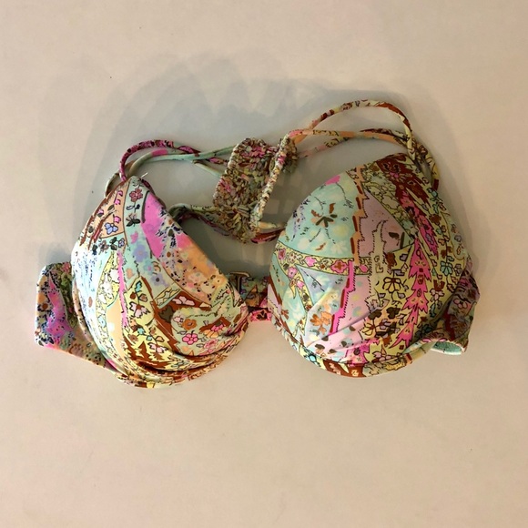 Fun Paisley Patterned Bikini Top - Picture 3 of 4